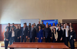 Fizika fakültəsi Tələbə Elmi Cəmiyyətinin elmi seminarı keçirilib