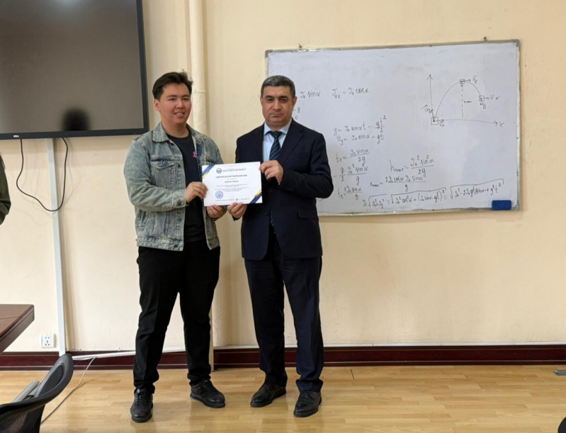 Qazaxıstanlı tələbələr BDU-nun Fizika fakültəsində praktiki hazırlıq keçiblər