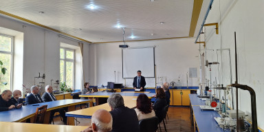 Fizika fakültəsində Elmi Şuranın iclası keçirilib