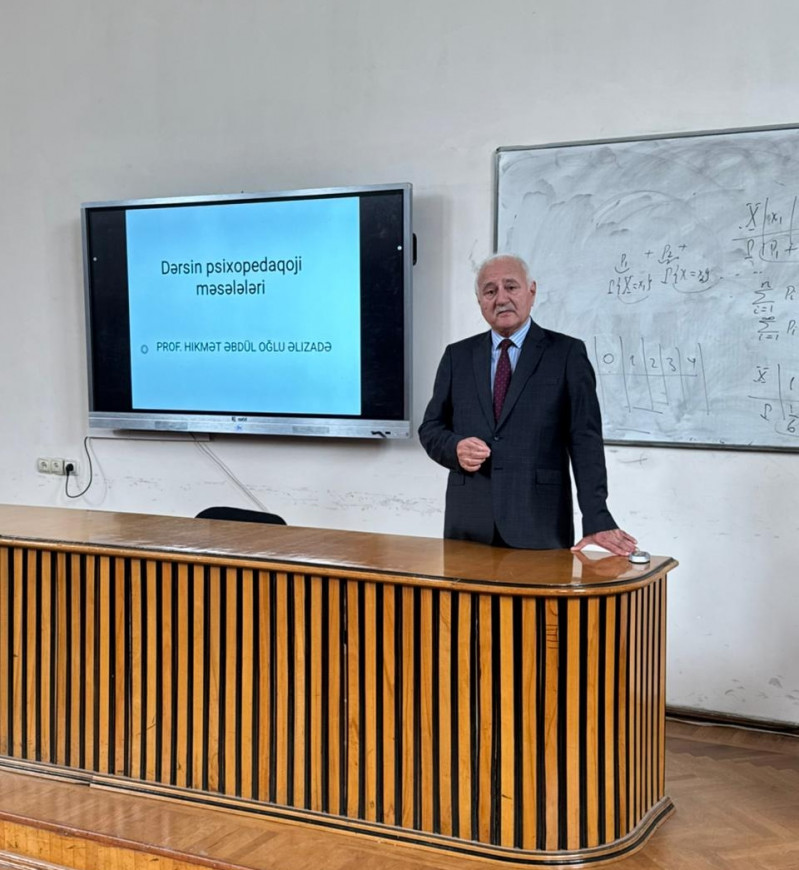 Prof. Hikmət Əlizadə ustad dərsi apardı