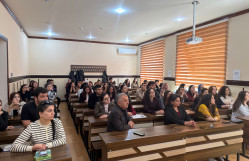 “Akademik yazı bacarıqları və araşdırma strategiyaları” adlı təlim keçirildi