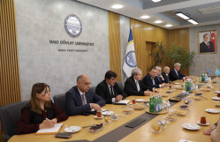 Atırau Neft və Qaz Universitetinin rektorunun rəhbərlik etdiyi nümayəndə heyəti BDU-da