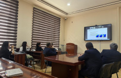 İtaliyanın Calabria Universitetinin professoru BDU-nun gənc alimlərinə mühazirə oxuyub