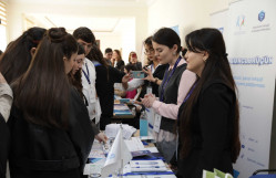 Bakı Dövlət Universitetində növbəti ixtisaslaşmış Karyera Sərgisi