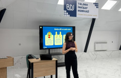 “Təqdimat və Natiqlik Bacarıqları” mövzusunda tədbir keçirilib