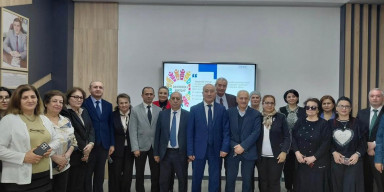 Bakı Dövlət Universitetinin (BDU) Elmi fəaliyyətin təşkili və innovasiyalar Mərkəzinin, Geologiya və Coğrafiya fakültələrinin birgə təşkilatçılığı ilə “Dayanıqlı inkişafı coğrafi problemləri” mövzusunda ustad dərsi keçirilib.