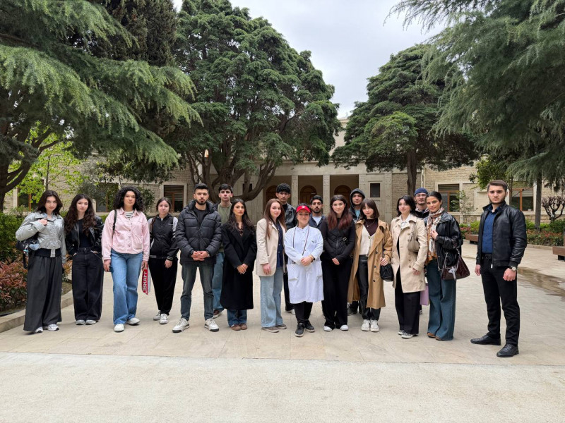 BDU-nun Biologiya fakültəsinin tələbələri Mərkəzi Nəbatat Bağında ekskursiyada