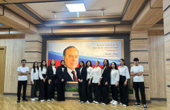 Heydər Əliyevin anadan olmasının 103-cü ildönümünə həsr olunmuş tədbir keçirilib