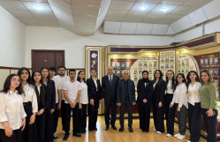 Heydər Əliyevin anadan olmasının 103-cü ildönümünə həsr olunmuş tədbir keçirilib