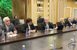 Milli Observatoriya ilə Bakı Dövlət Universiteti arasında əməkdaşlıq əlaqələri müzakirə olunub
