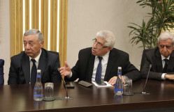 Milli Observatoriya ilə Bakı Dövlət Universiteti arasında əməkdaşlıq əlaqələri müzakirə olunub