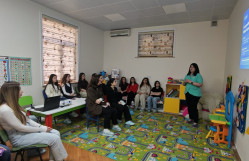 TƏLƏBƏLƏR "MELİOR KİDS" UŞAQ İNKİŞAF VƏ PSİXOLOGİYA MƏRKƏZİNDƏ PRAKTİKA KEÇİBLƏR