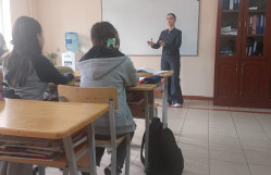 Pedaqoji təcrübə davam edir