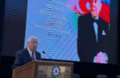 Ümummilli Lider Heydər Əliyevin anadan olmasının 103-cü ildönümünə həsr olunmuş “1923-dən sonsuzluğa” adlı tədbir keçirilib