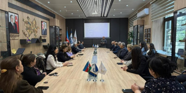 BDU-da peyk məlumatlarının süni intellekt texnologiyaları ilə emalına həsr olunmuş elmi seminar