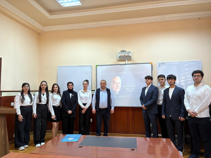 Ümummilli Lider Heydər Əliyevin anadan olmasının 103-cü ildönümünə həsr olunmuş ingilisdilli tədbir keçirilib.
