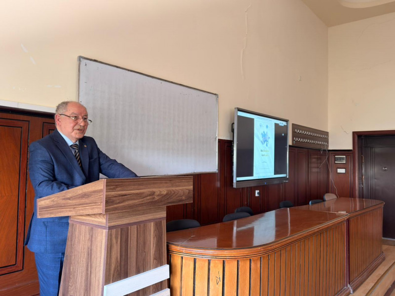 Fizika fakültəsində Ulu Öndər Heydər Əliyevə həsr olunmuş tədbir keçirilib