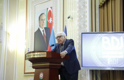 BDU-da Ümummilli Lider Heydər Əliyevin anadan olmasının 103-cü ildönümünə həsr olunmuş tədbir keçirilib