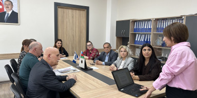 “Sosial medianın ictimai rəyin formalaşmasına təsiri” mövzusunda elmi seminar