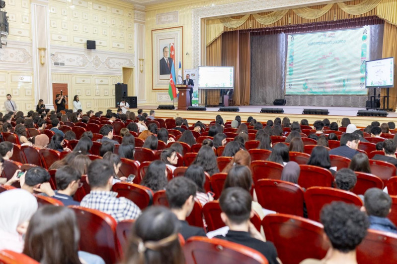 BDU-da WUF13 Festivalı çərçivəsində məlumatlandırma sessiyası keçirilib