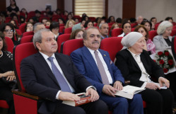 Görkəmli şərqşünas alim, BDU-nun dosenti Əsmətxanım Məmmədovanın 85 illik  yubileyinə həsr olunmuş Respublika elmi konfransı