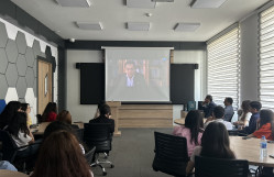 “MediaPulse” təcrübə proqramının qonağı tanınmış aparıcı Rafiq Həşimov olub