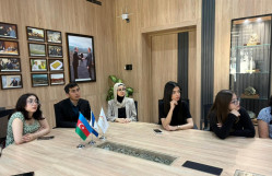 BDU-da Yaz məktəbi: “Dayanıqlı şəhərlərin inkişafında yaşıl enerji zonalarının rolu”