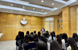 Bakı Dövlət Universitetində Ümummilli Lider Heydər Əliyevin anadan olmasının 103 illiyinə həsr olunmuş tədbir keçirilib