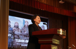 BDU-da Qazaxıstanın məşhur “Turan” ansamblının mühazirə-konserti keçirilib