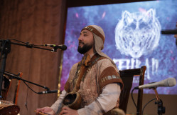 BDU-da Qazaxıstanın məşhur “Turan” ansamblının mühazirə-konserti keçirilib