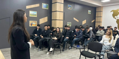 “Peşəkar Turizm Bələdçiliyi: Təcrübə və Perspektivlər” mövzusunda təlim keçirilib