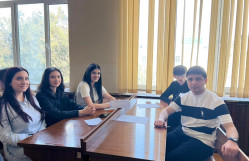 Bakı Dövlət Universitetinin (BDU) Coğrafiya fakültəsi Tələbə Gənclər Təşkilatının (TGT) təşkilatçılığı ilə “Zəka Beşliyi” adlı intellektual yarış keçirilib.