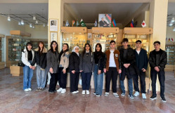 Bakı Dövlət Universitetinin (BDU) Coğrafiya fakültəsi TGT-nin təşkilatçılığı ilə Miniatür Kitab Muzeyinə ekskursiya keçirilib