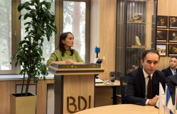 Bakı Dövlət Universitetinin (BDU) “BDU könüllüləri” təşkilatının təşəbbüsü ilə Ekologiya və torpaqşünaslıq, Geologiya və Coğrafiya fakültələrinin birgə təşkilatçılığı ilə “22 Aprel - Beynəlxalq Yer Günü”nə həsr olunmuş maarifləndirici tədbir keçirilib.