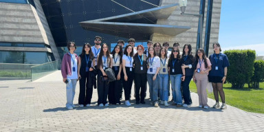 Tələbələr Azərkosmosun Əsas Yerüstü Peyk İdarəetmə Mərkəzinə infotur çərçivəsində səfər ediblər.