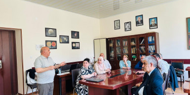Astrofizika kafedrasında elmi seminar keçirilib