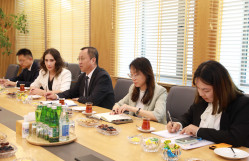 Çinin Xi’an Shiyou Universitetinin vitse-prezidenti Zhang Rongjunun rəhbərlik etdiyi nümayəndə heyəti BDU-da olub