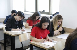 BDU-da yaz imtahan sessiyası uğurla davam edir