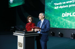 BDU və Əl-Fərabi adına Qazax Milli Universitetinin birgə ikili diplom proqramı üzrə magistrantların dissertasiya müdafiəsi keçirilib