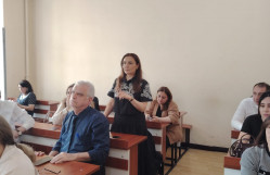 “Bitki mənşəli nanohissəciklərin canlı sistemlərə təsiri”nə həsr olunmuş elmi seminar keçirilib