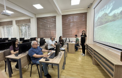 Tələbələrin istehsalat təcrübəsinin yekunlarına dair dinlənmə keçirilib