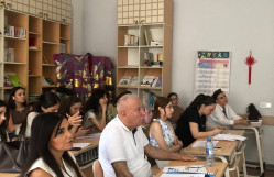 Çin, Yaponiya və Koreyaşünaslıq ixtisası üzrə IV kurs tələbələrinin yekun referat işlərinin müdafiəsi keçirilib