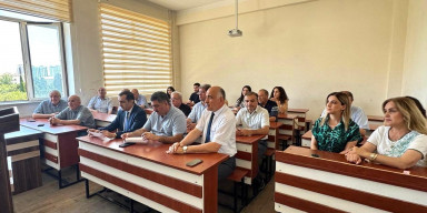 “Müasir şəhərsalmada süni intellekt texnologiyalarının və informasiya təhlükəsizliyinin rolu” mövzusunda dəyirmi masa keçirilmişdir.