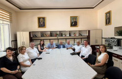 Elmi seminarda metalların müqaviməti haqqında danışılıb