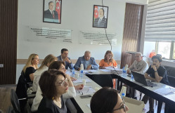 Magistrlik dissertasiya işlərinin müdafiəsi davam edir