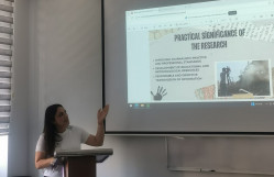 Magistrlik dissertasiya işlərinin müdafiəsi davam edir