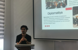 Magistrlik dissertasiya işlərinin müdafiəsi davam edir