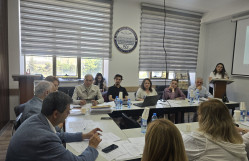 Magistrlik dissertasiya işlərinin müdafiəsi davam edir