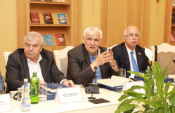 BDU ilə Azərbaycan Milli Kitabxanasının Birinci Türkoloji Qurultayın 100 illiyinə tarixi töhfəsi