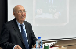 FAZİL VAHİDOVUN 85 İLLİK YUBİLEYİNƏ HƏSR EDİLMİŞ KİTABIN TƏQDİMATI KEÇİRİLİB